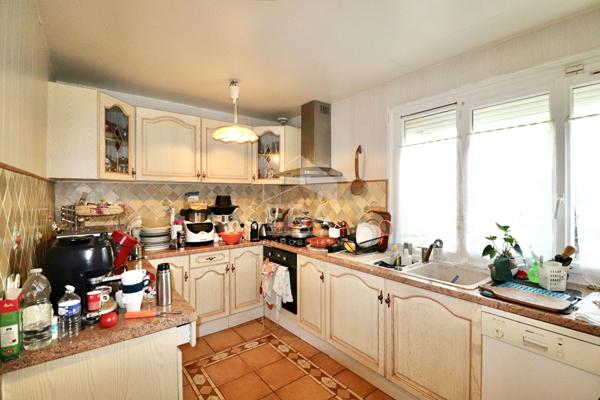 Maison 4 pièces de plain-pied - NOISY LE GRAND