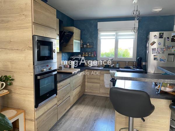 Maison à MORVILLE, 50700 - 6 pièces 107m²