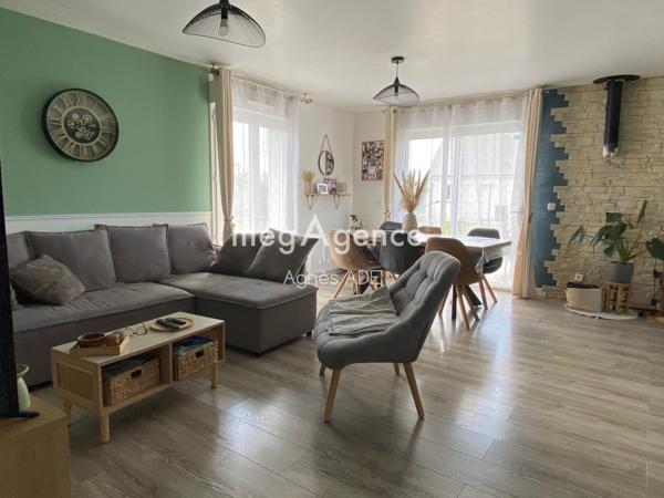 Maison à MORVILLE, 50700 - 6 pièces 107m²