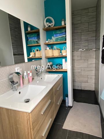 Maison à MORVILLE, 50700 - 6 pièces 107m²