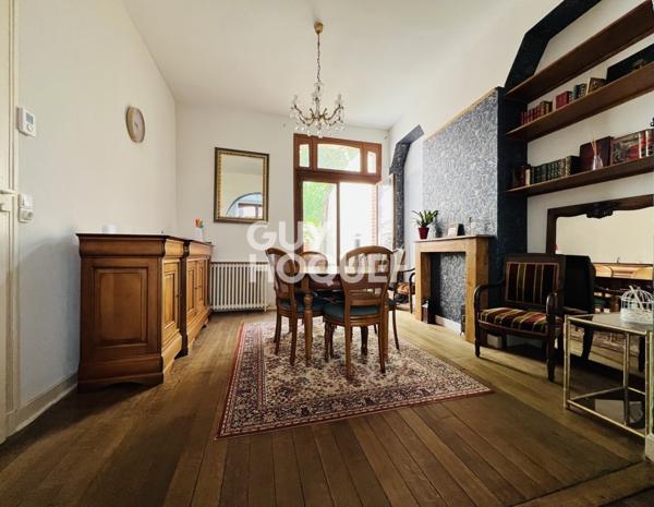 SAINTE ANNE - MAISON D'ENVIRON 145M² PLEINE DE CHARME AVEC COUR