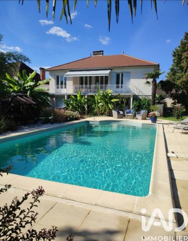 Maison à vendre 6 pièces 176 m² Gourdon