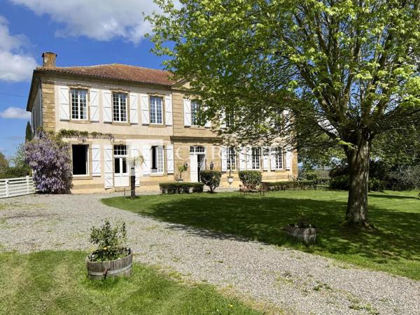 Vente Superbe château de campagne de 1,5 hectare – Toulouse 1hr 15 mins