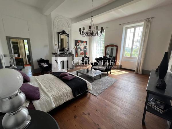 Vente Superbe château de campagne de 1,5 hectare – Toulouse 1hr 15 mins