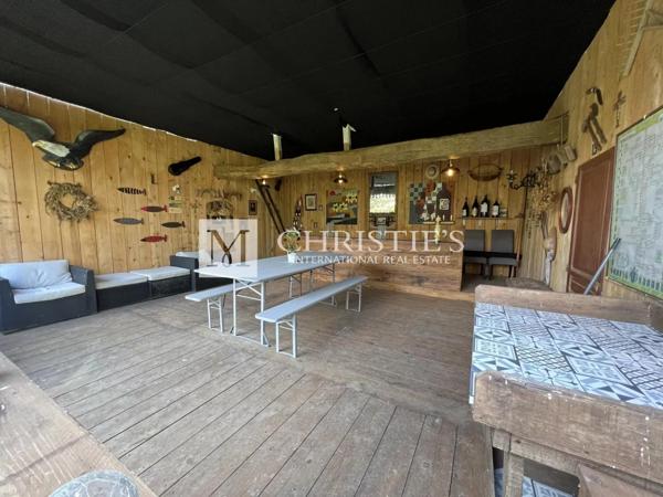 Vente Superbe château de campagne de 1,5 hectare – Toulouse 1hr 15 mins