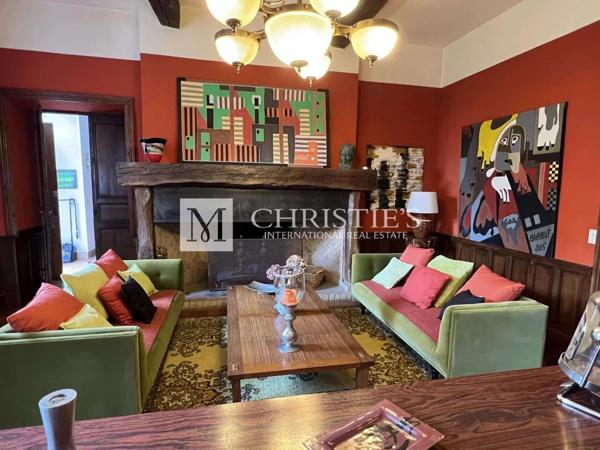 Vente Superbe château de campagne de 1,5 hectare – Toulouse 1hr 15 mins