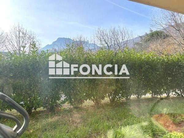 À vendre Local commercial 1 pièce - Fontaine 38600