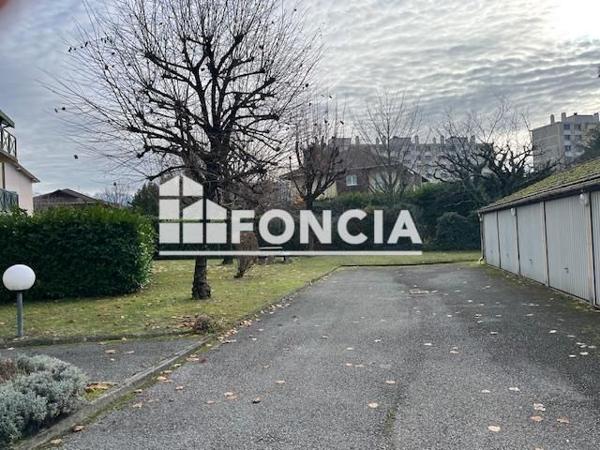 À vendre Local commercial 1 pièce - Fontaine 38600