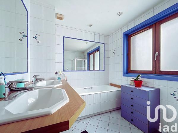 Maison à vendre 11 pièces 194 m² Faremoutiers