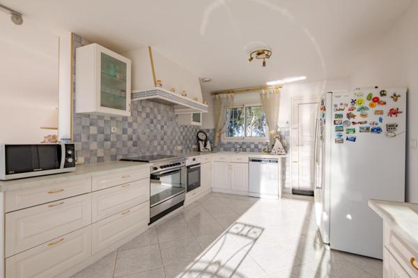 Villa d'exception avec vue panoramique sur la baie d'agay