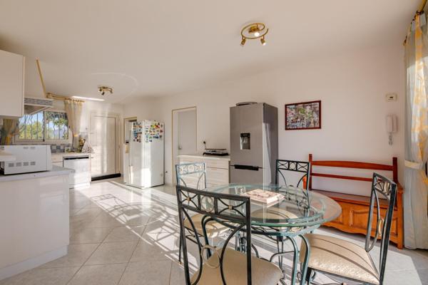 Villa d'exception avec vue panoramique sur la baie d'agay