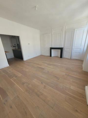 Rue nationale à Lille Appartement 1 chambre