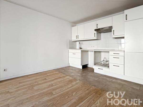 Versailles Chantiers Mairie ? 2 pièces en Dernier étage ? Fort potentiel duplex