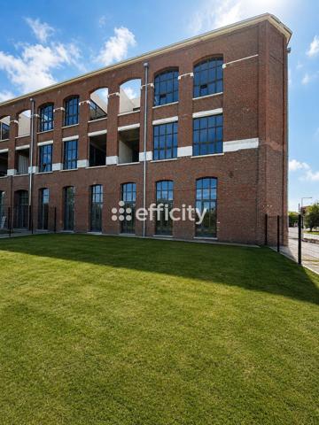 Local Commercial
        
        - 224 m² 280 900 € *