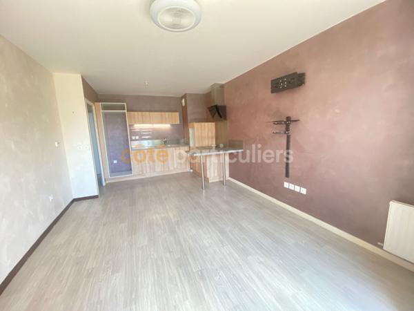 Vente
                Appartement54 m² - 3 Pièces -
                    EGLY (91520)