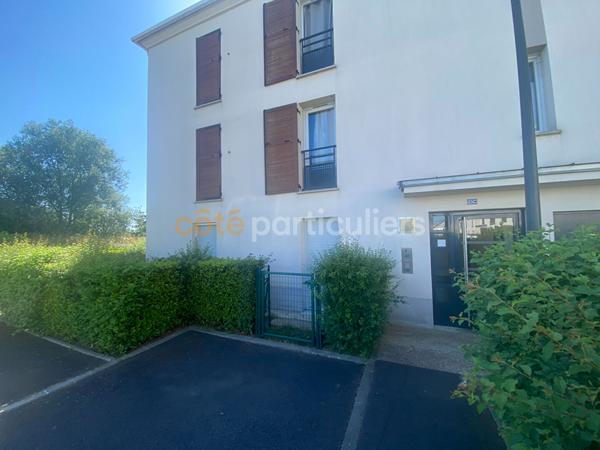 Vente
                Appartement54 m² - 3 Pièces -
                    EGLY (91520)