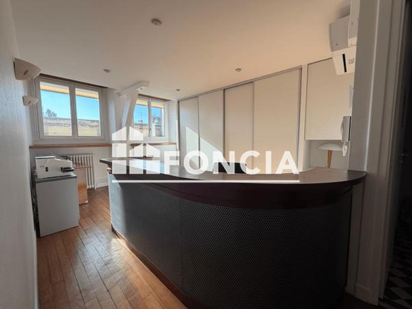 Location Local commercial 6 pièces 200 m² - Bordeaux 33000