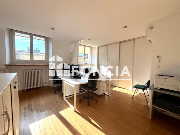 Location Local commercial 6 pièces 200 m² - Bordeaux 33000