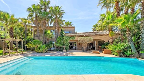 Vente Maison provençale de luxe Grimaud 7 Pièces 251 m²