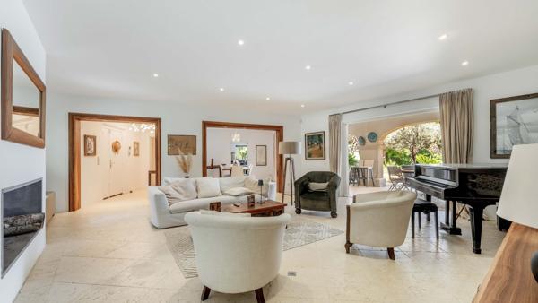 Vente Maison provençale de luxe Grimaud 7 Pièces 251 m²