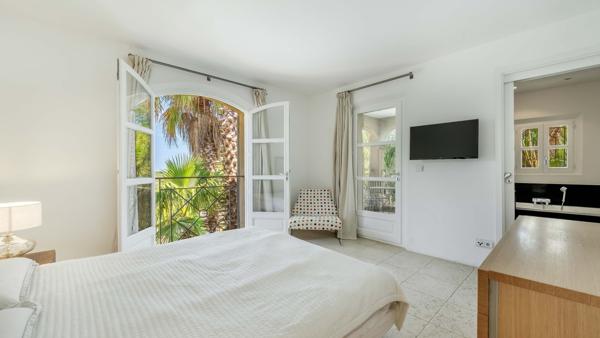 Vente Maison provençale de luxe Grimaud 7 Pièces 251 m²
