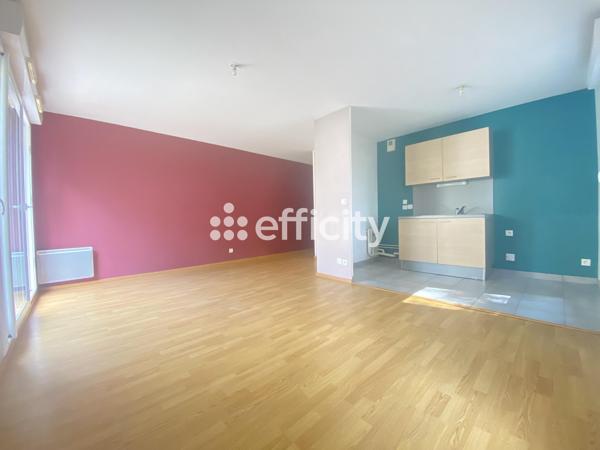 Appartement
         4 pièces
        - 67 m² 249 900 € *
