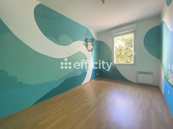 Appartement
         4 pièces
        - 67 m² 249 900 € *