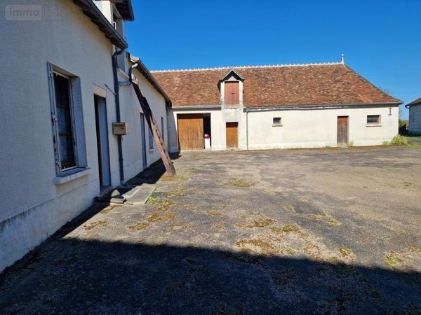 Corps de ferme à vendre à Nouans-les-Fontaines dans l'Indre-et-Loire (37460), ref : 37089/2025/5