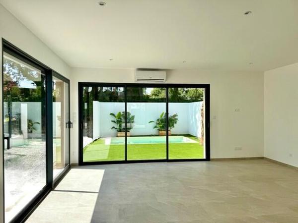 Roquebrune sur Argens- Villa neuve de 2025 avec piscine 3 chambres-A SAISIR !!!