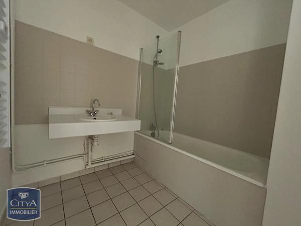 Appartement à louer 3 pièces 63.96m² Arpajon (91290)