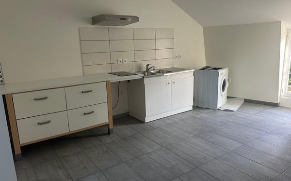 Appartement à louer    1 pièce • 29,93 m2 Brie-Comte-Robert