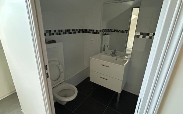 Appartement à louer    1 pièce • 29,93 m2 Brie-Comte-Robert