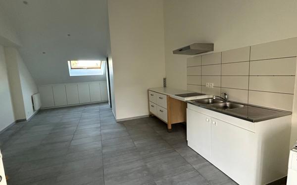 Appartement à louer    1 pièce • 29,93 m2 Brie-Comte-Robert