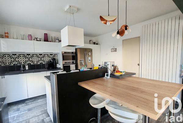 Maison 6 pièces de 110 m² à Cholet (49300)