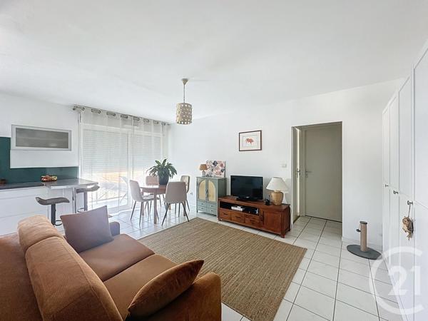 Appartement F2 à vendre  2 pièces - 46 m2 GUJAN MESTRAS - 33