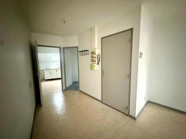 Appartement 2 pièce(s) 37.44 m2 - Quartier COURS LEOPOLDS