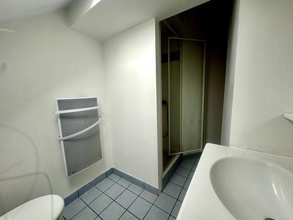 Appartement 2 pièce(s) 37.44 m2 - Quartier COURS LEOPOLDS