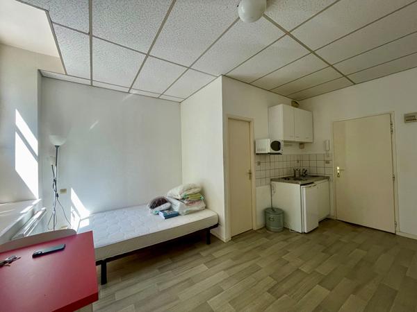 STUDIO MEUBLE EQUIPE TOUT INCLUS - PLACE CARNOT - NANCY CENTRE LOT 18