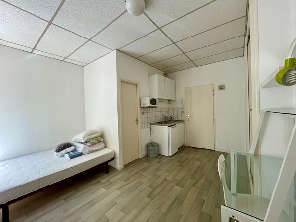 STUDIO MEUBLE EQUIPE TOUT INCLUS - PLACE CARNOT - NANCY CENTRE LOT 18