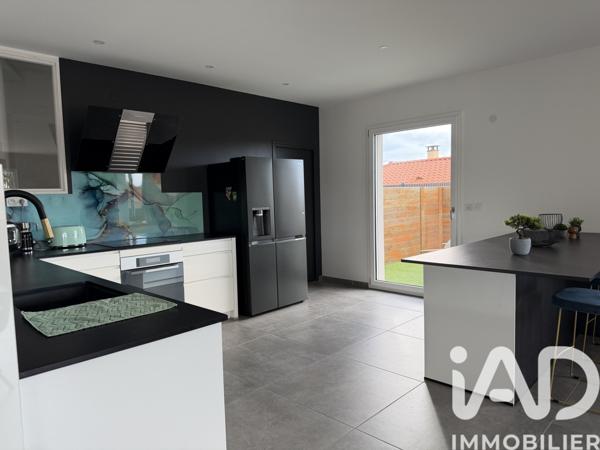 Maison à vendre 6 pièces 170 m² La Roche-Noire