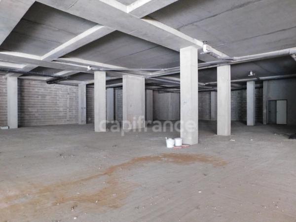 Dpt Meurthe et Moselle (54), à louer NANCY Local commercial 2 000 m²