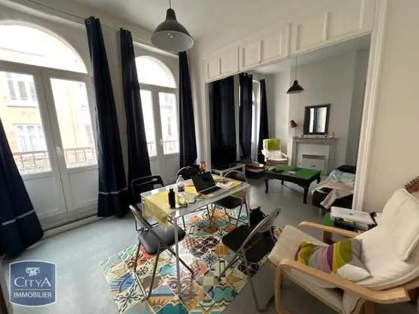 Appartement à louer 2 pièces 61.21m² Lille (59000)