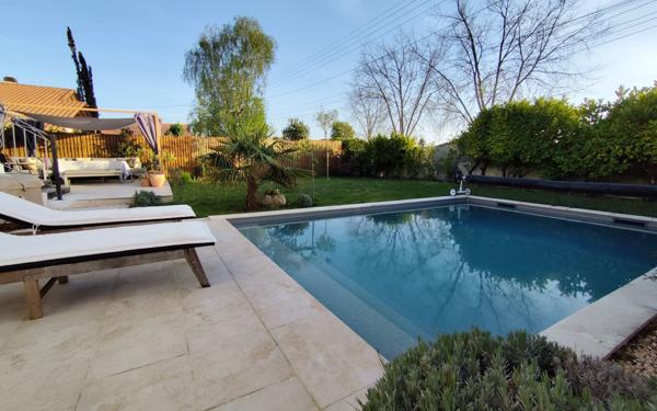 Maison à vendre    6 pièces •  Le Teich