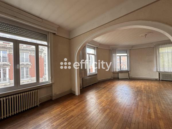 Appartement
         8 pièces
        - 144 m² 231 000 € *