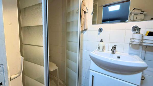 Appartement Duplex avec Jardin & Dépendance 93 m² utiles  À 5 min de la Plage