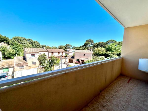 Appartement à vendre    2 pièces • 32,57 m2 La Seyne-sur-Mer