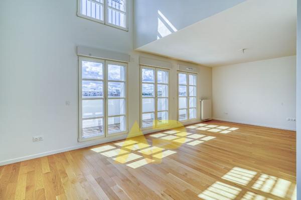 Maison sur le toit Rooftop d'exception 1 350 000 € **  - Référence  554