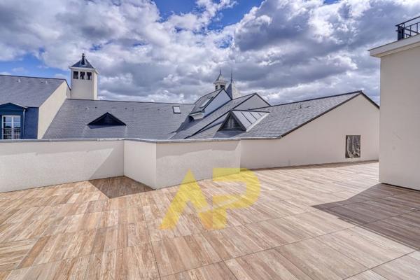 Maison sur le toit Rooftop d'exception 1 350 000 € **  - Référence  554