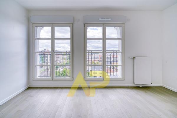 Maison sur le toit Rooftop d'exception 1 350 000 € **  - Référence  554