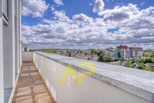 Maison sur le toit Rooftop d'exception 1 350 000 € **  - Référence  554